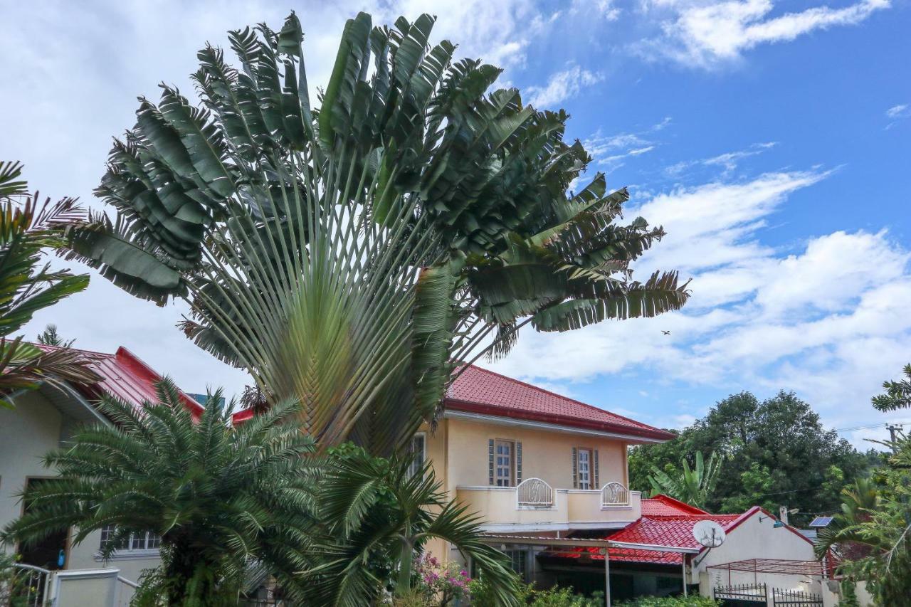 RQS Hostel Tacloban Buitenkant foto